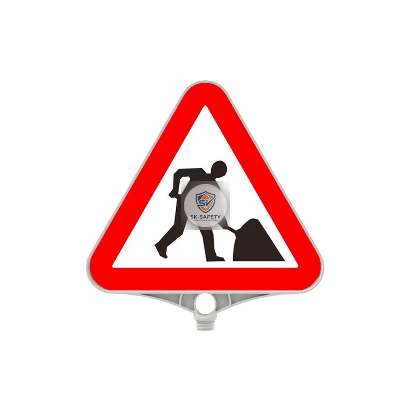 Panneau de signalisation triangulaire réfléchissant PPC travaux ZT773